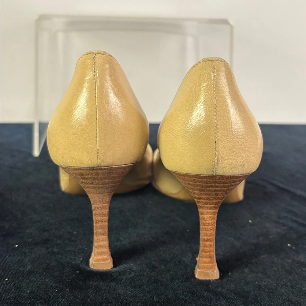 St John Nude Pumps - Picture 5 of 6